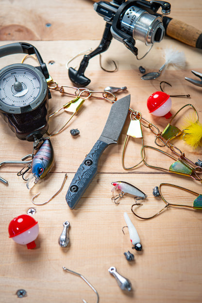 The Flounder - Gray & Black