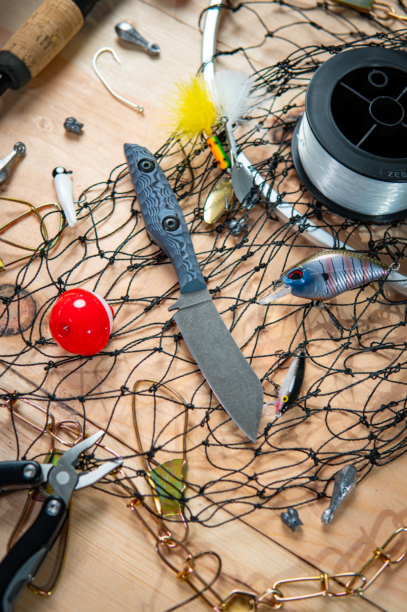 The Flounder - Gray & Black