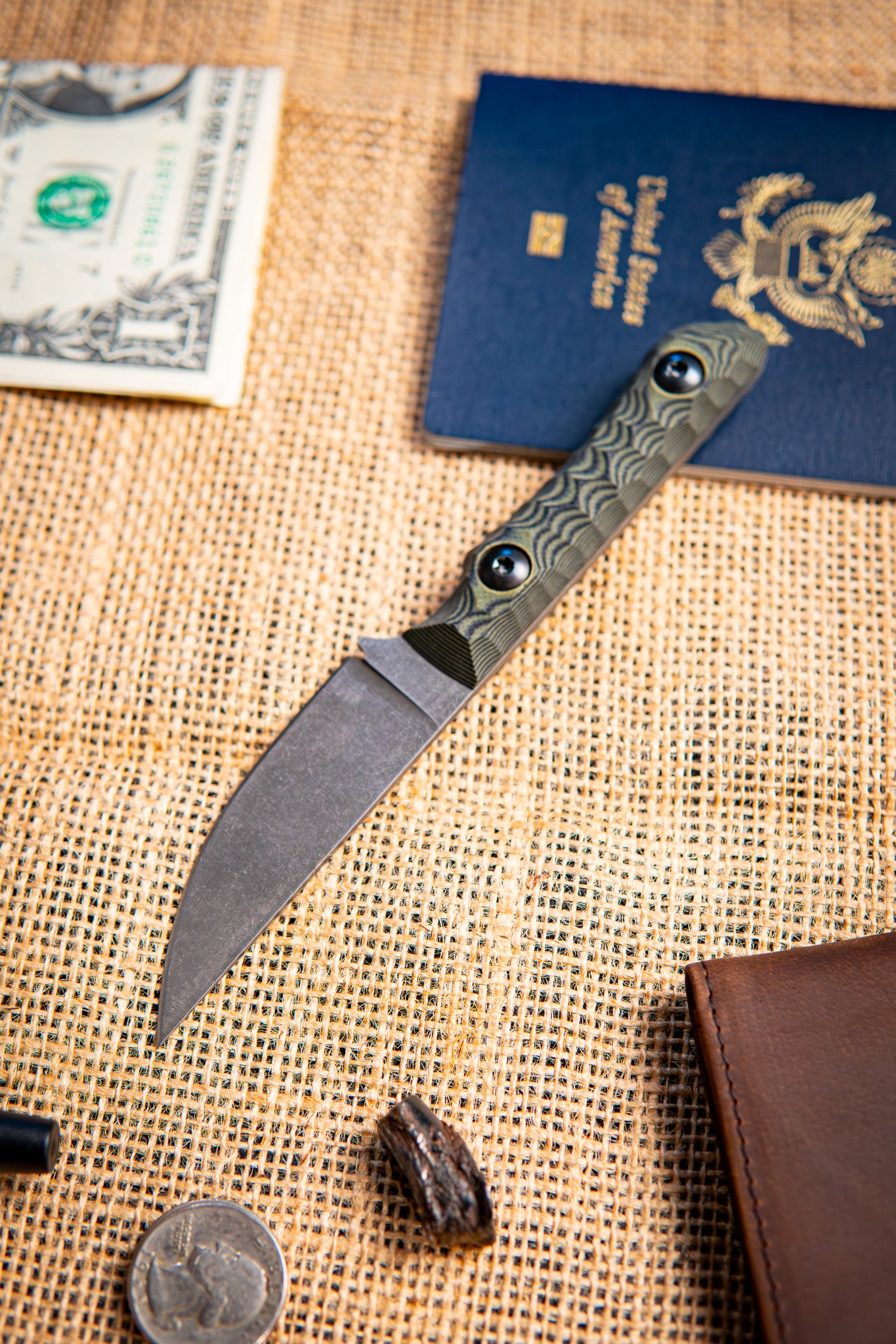 The Ember - Green & Black
