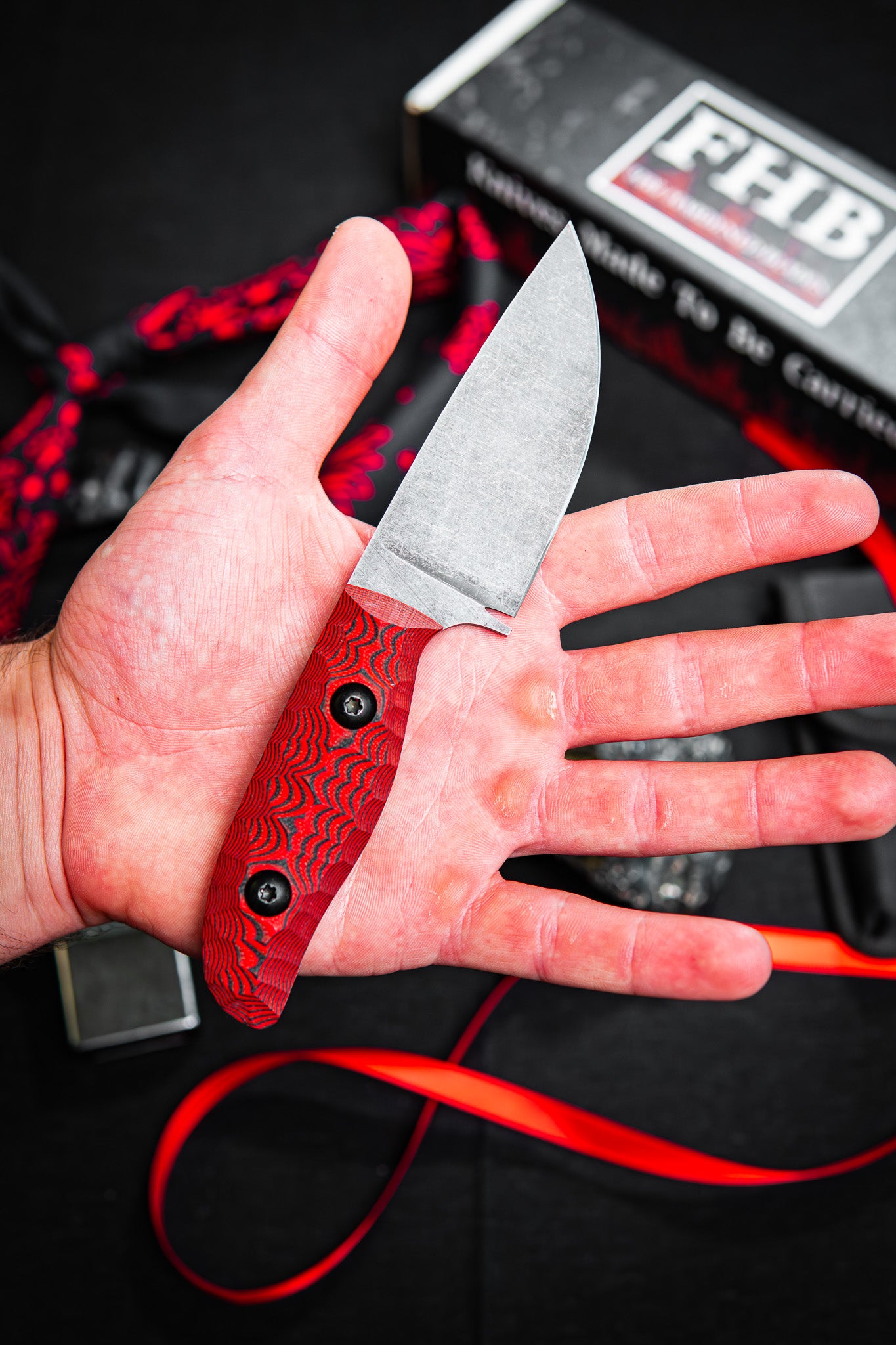 The Duchess 2.0 - Crimson Red & Black