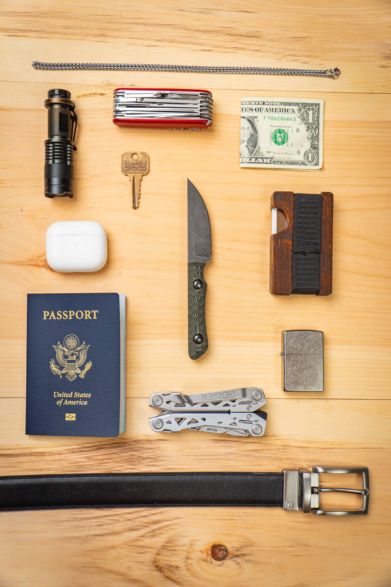 The Ember - Green & Black