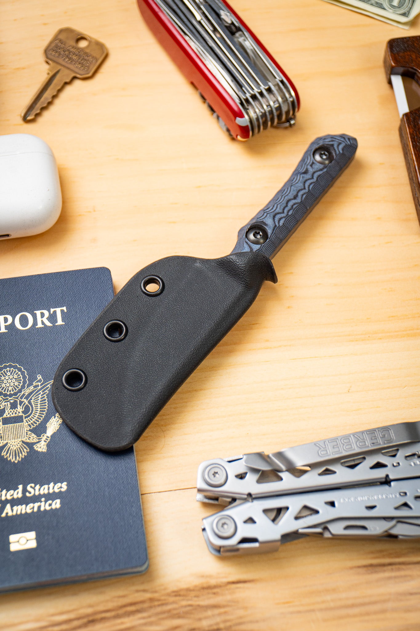 The Ember - Gray & Black