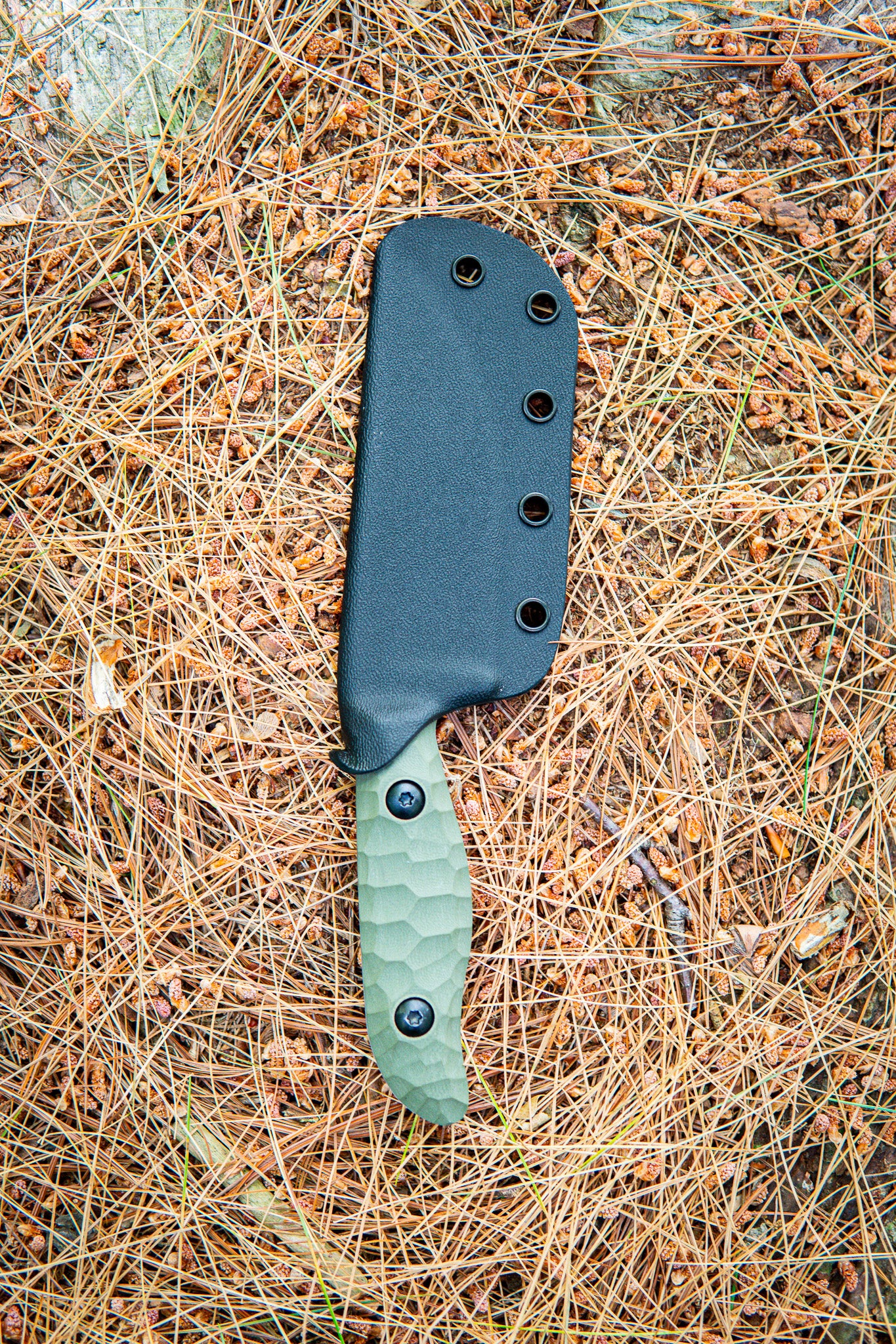 The Duke - Olive Green