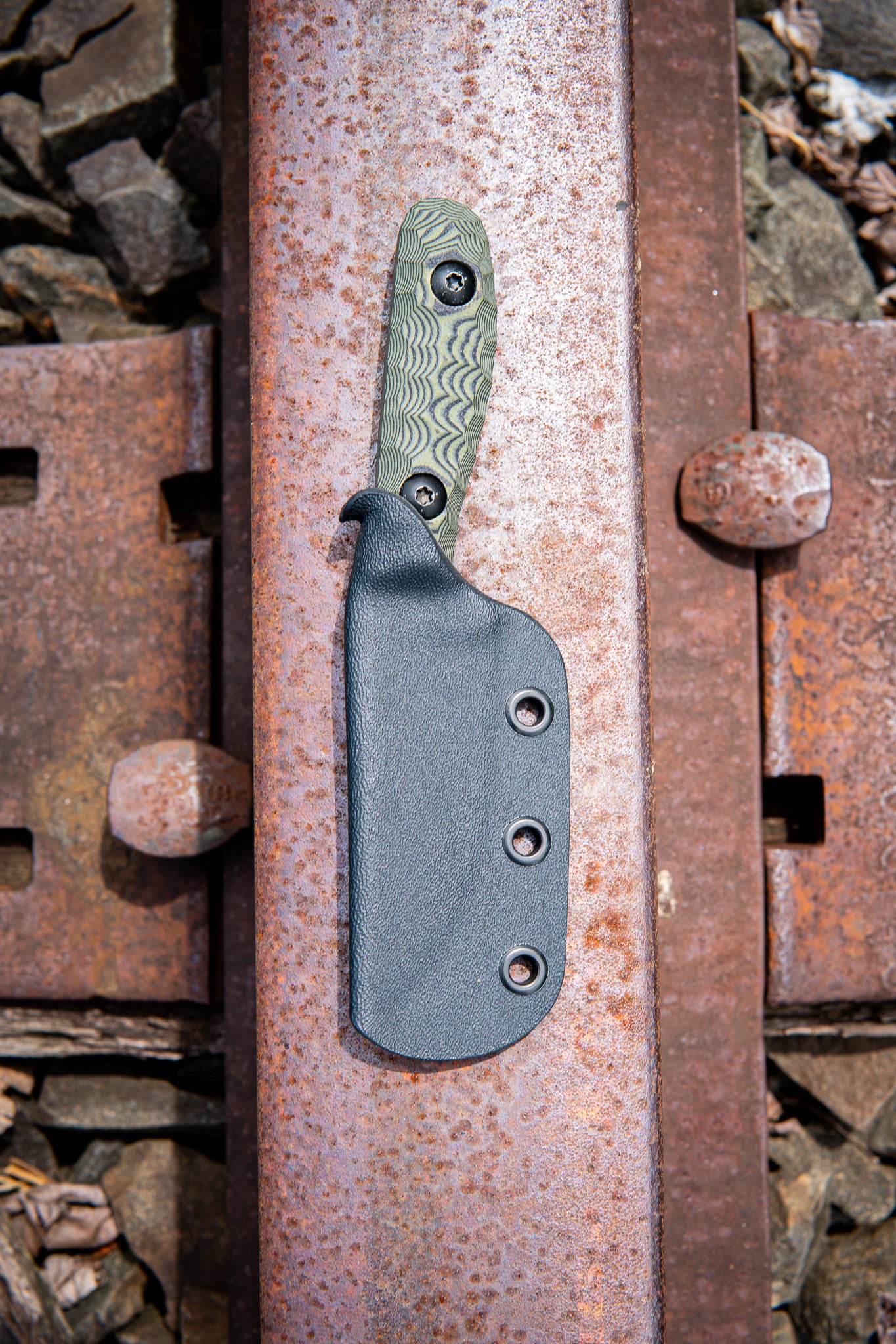 The Drifter - Green & Black